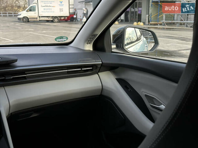 Синий Форд Explorer EV, объемом двигателя 0 л и пробегом 8 тыс. км за 35900 $, фото 15 на Automoto.ua