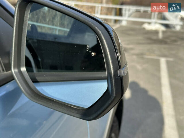 Синий Форд Explorer EV, объемом двигателя 0 л и пробегом 8 тыс. км за 35900 $, фото 42 на Automoto.ua