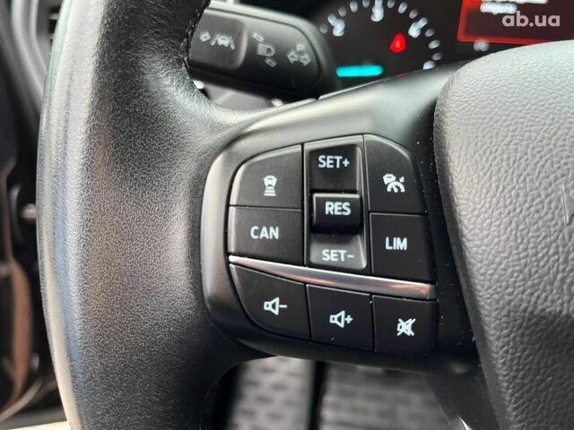 Черный Форд Focus Active, объемом двигателя 1.5 л и пробегом 156 тыс. км за 16000 $, фото 13 на Automoto.ua