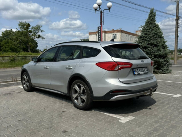 Серый Форд Focus Active, объемом двигателя 1 л и пробегом 176 тыс. км за 10500 $, фото 3 на Automoto.ua