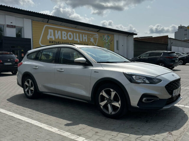 Серый Форд Focus Active, объемом двигателя 1 л и пробегом 176 тыс. км за 10500 $, фото 2 на Automoto.ua