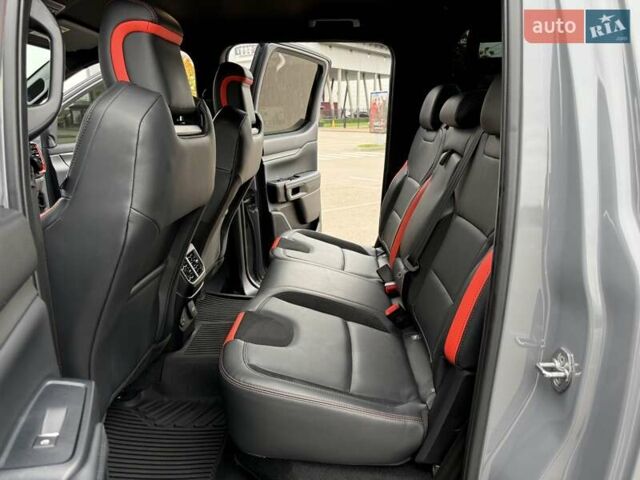Серый Форд Ranger Raptor, объемом двигателя 2 л и пробегом 9 тыс. км за 75999 $, фото 50 на Automoto.ua