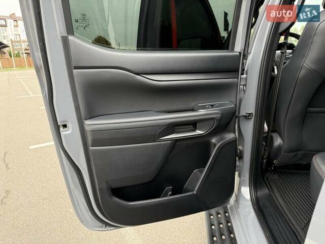 Серый Форд Ranger Raptor, объемом двигателя 2 л и пробегом 9 тыс. км за 75999 $, фото 49 на Automoto.ua