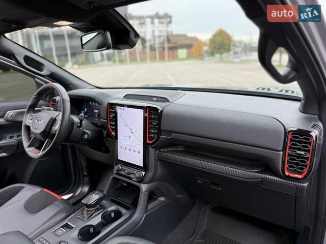 Серый Форд Ranger Raptor, объемом двигателя 2 л и пробегом 9 тыс. км за 75999 $, фото 41 на Automoto.ua