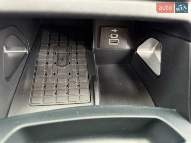 Серый Форд Ranger Raptor, объемом двигателя 2 л и пробегом 9 тыс. км за 75999 $, фото 62 на Automoto.ua