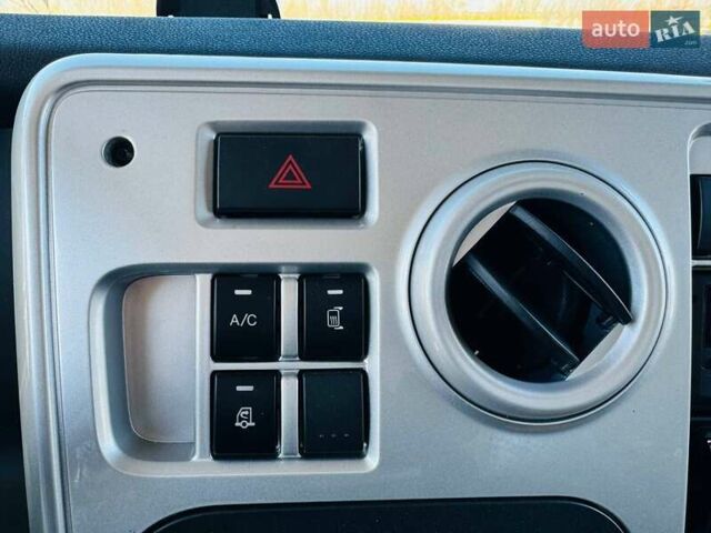 Білий Форд Trucks, об'ємом двигуна 8.97 л та пробігом 1 тис. км за 99999 $, фото 33 на Automoto.ua