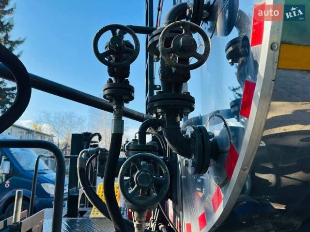 Білий Форд Trucks, об'ємом двигуна 8.97 л та пробігом 1 тис. км за 99999 $, фото 10 на Automoto.ua