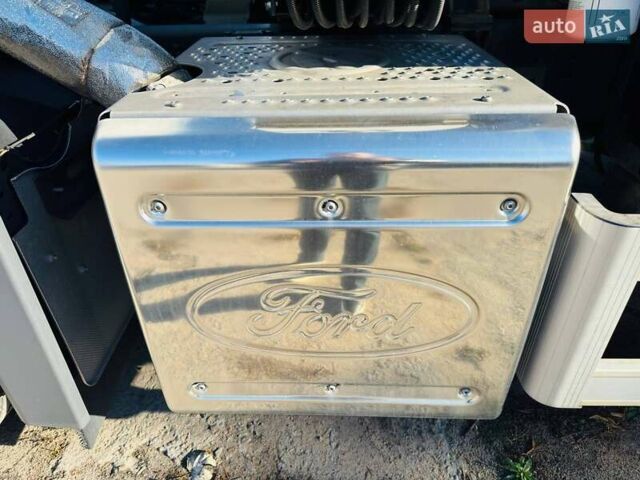 Білий Форд Trucks, об'ємом двигуна 8.97 л та пробігом 1 тис. км за 99999 $, фото 16 на Automoto.ua