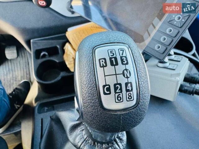 Білий Форд Trucks, об'ємом двигуна 8.97 л та пробігом 1 тис. км за 99999 $, фото 32 на Automoto.ua