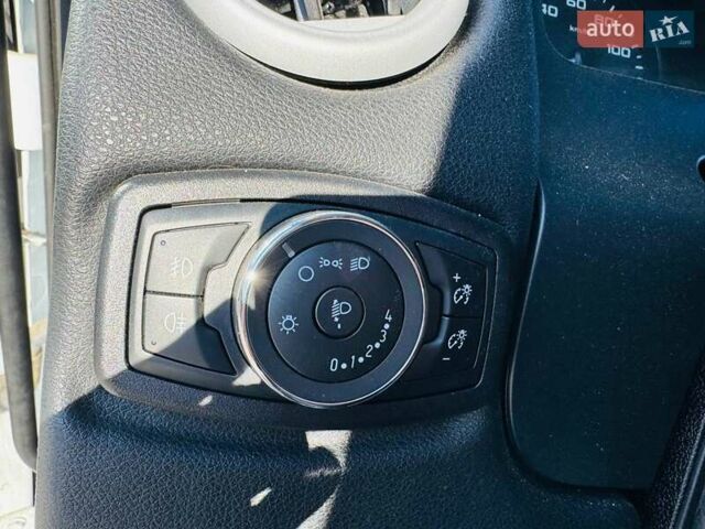 Білий Форд Trucks, об'ємом двигуна 8.97 л та пробігом 1 тис. км за 99999 $, фото 35 на Automoto.ua