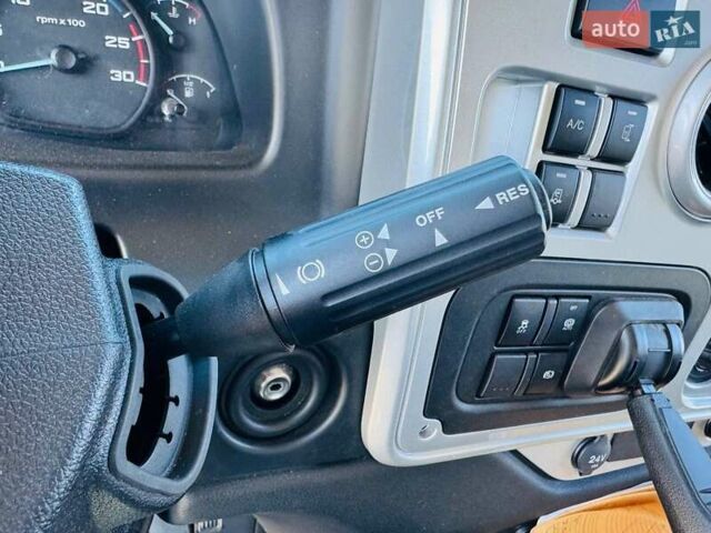 Білий Форд Trucks, об'ємом двигуна 8.97 л та пробігом 1 тис. км за 99999 $, фото 36 на Automoto.ua