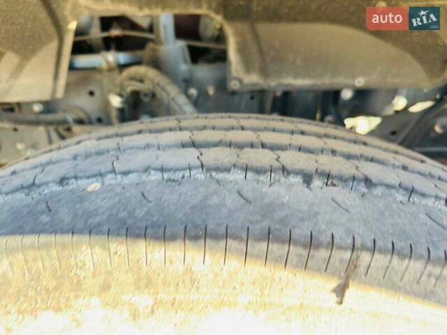 Білий Форд Trucks, об'ємом двигуна 8.97 л та пробігом 1 тис. км за 99999 $, фото 17 на Automoto.ua