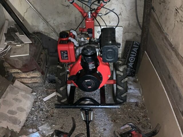 Красный Форте 1050, объемом двигателя 0.3 л и пробегом 10 тыс. км за 481 $, фото 3 на Automoto.ua