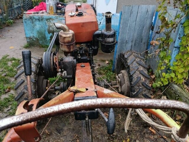 Червоний Форте 16, об'ємом двигуна 16 л та пробігом 10 тис. км за 665 $, фото 4 на Automoto.ua