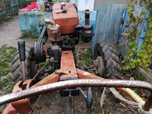 Червоний Форте 16, об'ємом двигуна 16 л та пробігом 10 тис. км за 665 $, фото 5 на Automoto.ua