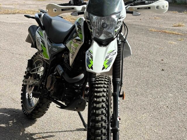 Форте Cross 250, объемом двигателя 0.25 л и пробегом 0 тыс. км за 1300 $, фото 3 на Automoto.ua