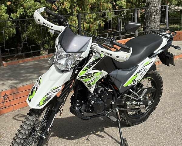 Зеленый Форте Cross 250, объемом двигателя 0.22 л и пробегом 2 тыс. км за 1300 $, фото 13 на Automoto.ua