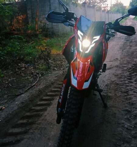 Красный Форте Cross 300, объемом двигателя 0.25 л и пробегом 37 тыс. км за 1450 $, фото 13 на Automoto.ua