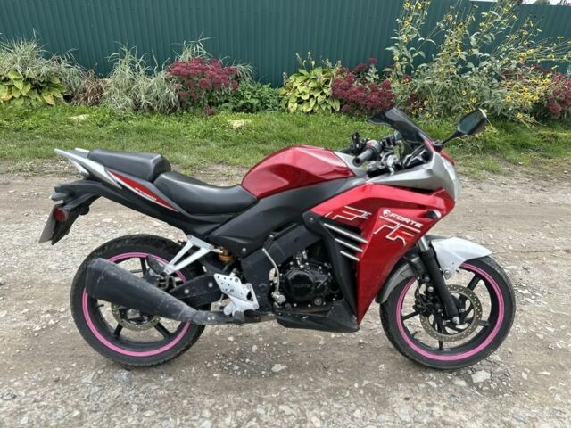 Форте Другая, объемом двигателя 0.3 л и пробегом 0 тыс. км за 1000 $, фото 1 на Automoto.ua