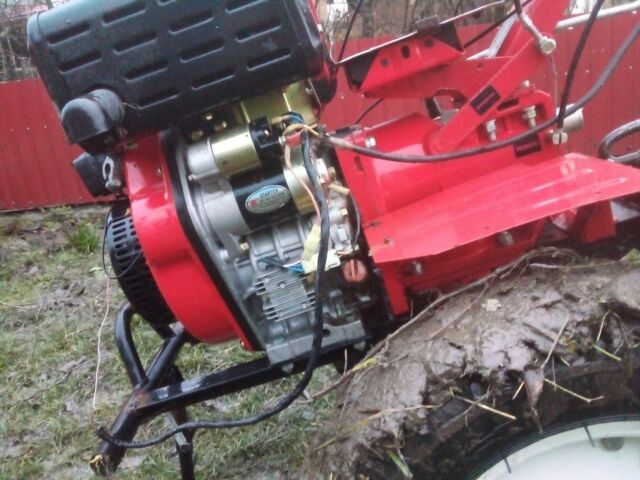 Форте Другая, объемом двигателя 0.4 л и пробегом 25 тыс. км за 734 $, фото 2 на Automoto.ua