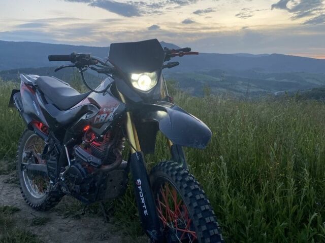 Форте Другая, объемом двигателя 0.25 л и пробегом 0 тыс. км за 1000 $, фото 1 на Automoto.ua