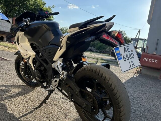 Форте Другая, объемом двигателя 0.3 л и пробегом 0 тыс. км за 1550 $, фото 2 на Automoto.ua
