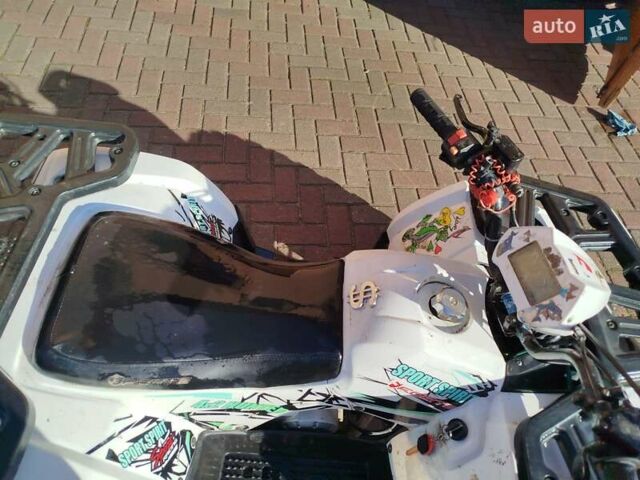 Белый Форте Hunter, объемом двигателя 0 л и пробегом 3 тыс. км за 570 $, фото 4 на Automoto.ua