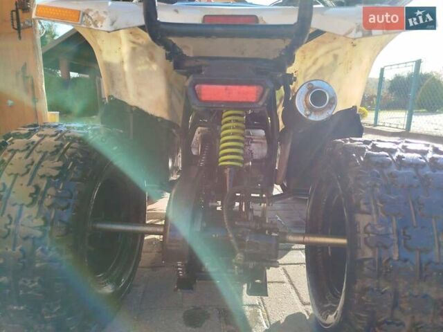 Белый Форте Hunter, объемом двигателя 0 л и пробегом 3 тыс. км за 570 $, фото 7 на Automoto.ua