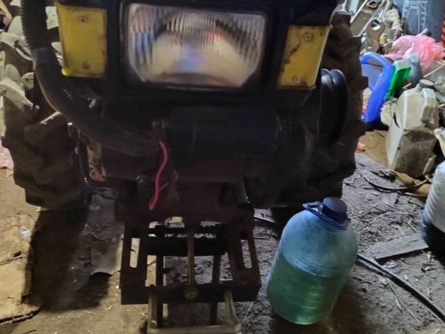 Красный Форте R195NDL, объемом двигателя 0 л и пробегом 10 тыс. км за 710 $, фото 5 на Automoto.ua