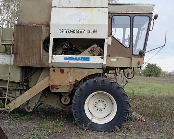 Фортшріт E-514 1995 у Глобино на Automoto.ua Фортшріт E-514, об'ємом двигуна 0 л та пробігом 0 тис. км за 1000 $, фото 4 на Automoto.ua