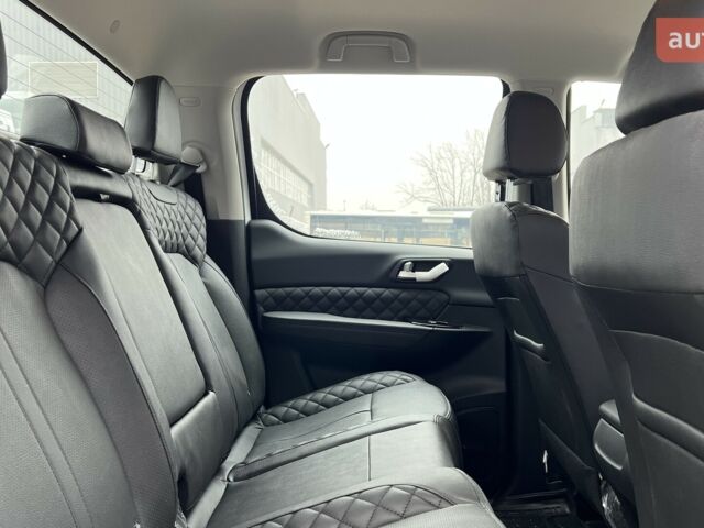 Фотон Tunland G7, об'ємом двигуна 2 л та пробігом 0 тис. км за 33500 $, фото 30 на Automoto.ua