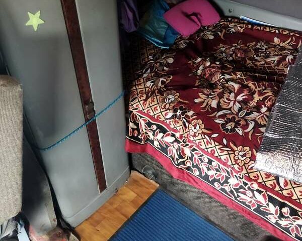 Синій Фредлайнер Сенчюрі, об'ємом двигуна 12.6 л та пробігом 1000 тис. км за 6500 $, фото 1 на Automoto.ua