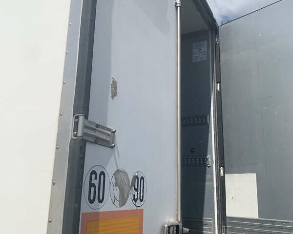 Белый Фрухауф FST4FC, объемом двигателя 0 л и пробегом 0 тыс. км за 19000 $, фото 9 на Automoto.ua
