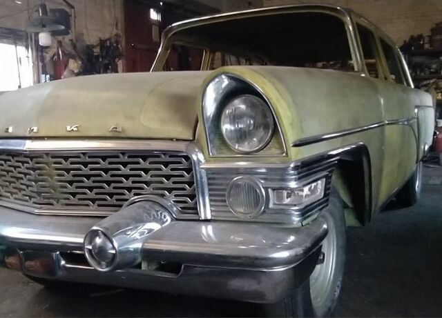 Черный ГАЗ 13, объемом двигателя 0 л и пробегом 100 тыс. км за 50000 $, фото 1 на Automoto.ua