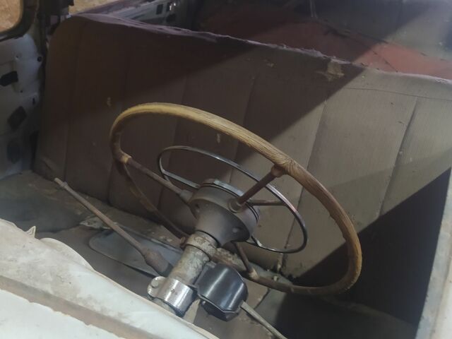 Красный ГАЗ 20, объемом двигателя 0 л и пробегом 1000 тыс. км за 1215 $, фото 6 на Automoto.ua