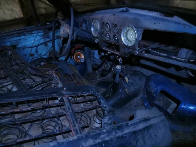Синій ГАЗ 20, об'ємом двигуна 2.4 л та пробігом 198 тис. км за 1290 $, фото 17 на Automoto.ua