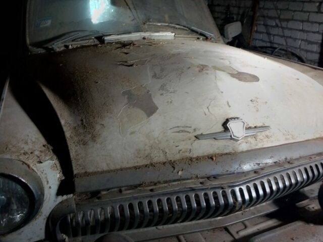 Білий ГАЗ 21, об'ємом двигуна 2.4 л та пробігом 100 тис. км за 400 $, фото 1 на Automoto.ua
