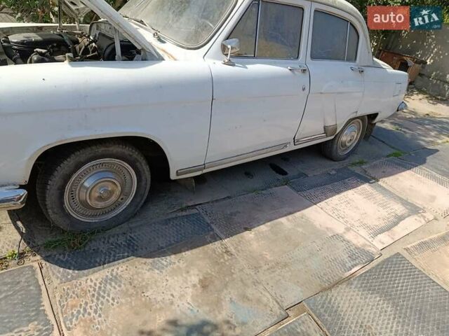 Белый ГАЗ 21 Волга, объемом двигателя 0 л и пробегом 300 тыс. км за 2000 $, фото 3 на Automoto.ua