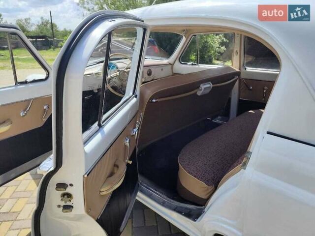 ГАЗ 21 Волга 1969 в Харькове на Automoto.ua Белый ГАЗ 21 Волга, объемом двигателя 2.1 л и пробегом 100 тыс. км за 10500 $, фото 7 на Automoto.ua