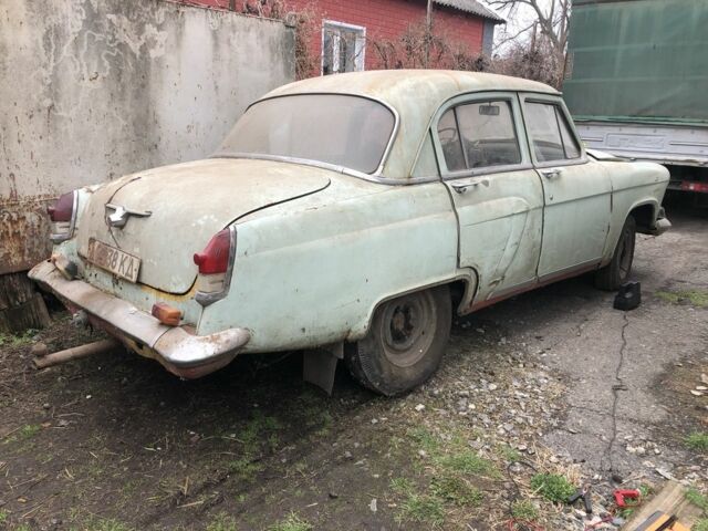 Белый ГАЗ 21, объемом двигателя 2.5 л и пробегом 210 тыс. км за 350 $, фото 2 на Automoto.ua