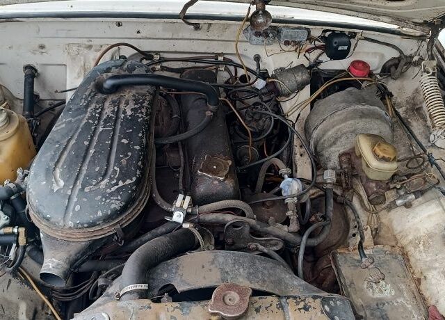 Белый ГАЗ 21, объемом двигателя 2.4 л и пробегом 50 тыс. км за 600 $, фото 1 на Automoto.ua