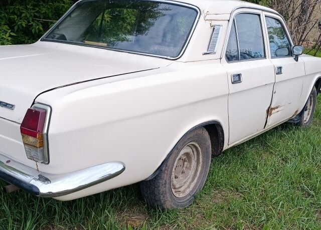 Белый ГАЗ 21, объемом двигателя 2.4 л и пробегом 50 тыс. км за 600 $, фото 6 на Automoto.ua