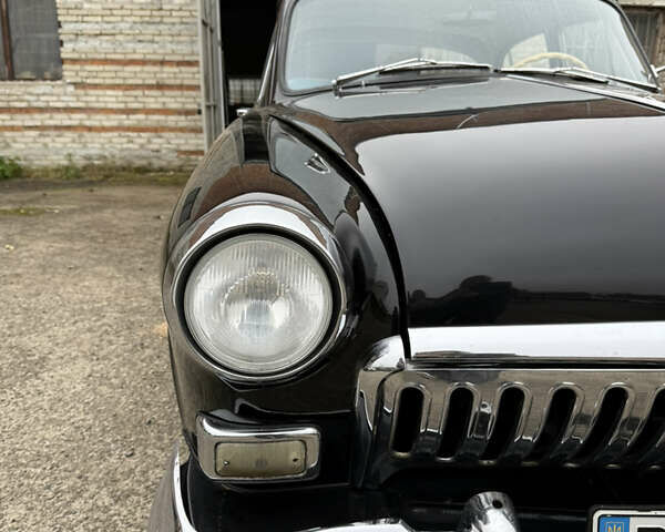 Черный ГАЗ 21 Волга, объемом двигателя 0 л и пробегом 2 тыс. км за 15000 $, фото 2 на Automoto.ua