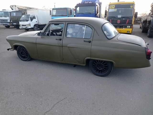Красный ГАЗ 21, объемом двигателя 2.4 л и пробегом 2 тыс. км за 2999 $, фото 5 на Automoto.ua