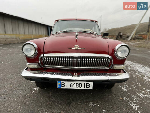 Красный ГАЗ 21 Волга, объемом двигателя 2.45 л и пробегом 100 тыс. км за 2700 $, фото 2 на Automoto.ua