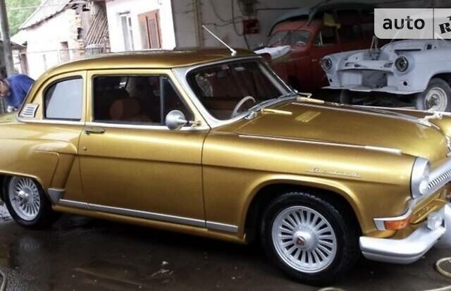 Желтый ГАЗ 21 Волга, объемом двигателя 2.5 л и пробегом 3 тыс. км за 25700 $, фото 4 на Automoto.ua