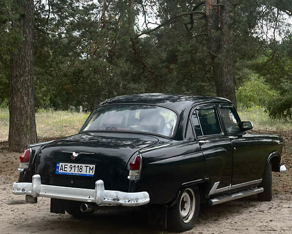 Зелений ГАЗ 21 Волга, об'ємом двигуна 2.45 л та пробігом 12 тис. км за 2200 $, фото 4 на Automoto.ua