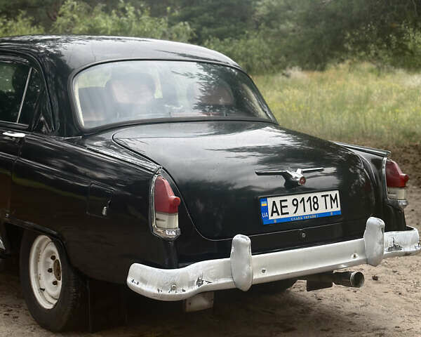 Зелений ГАЗ 21 Волга, об'ємом двигуна 2.45 л та пробігом 12 тис. км за 2200 $, фото 2 на Automoto.ua