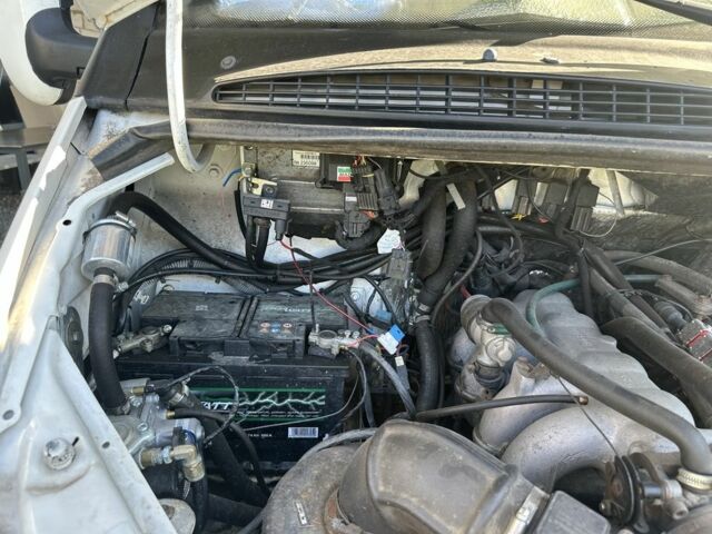 Білий ГАЗ 2217 Соболь, об'ємом двигуна 2.9 л та пробігом 3 тис. км за 2975 $, фото 12 на Automoto.ua