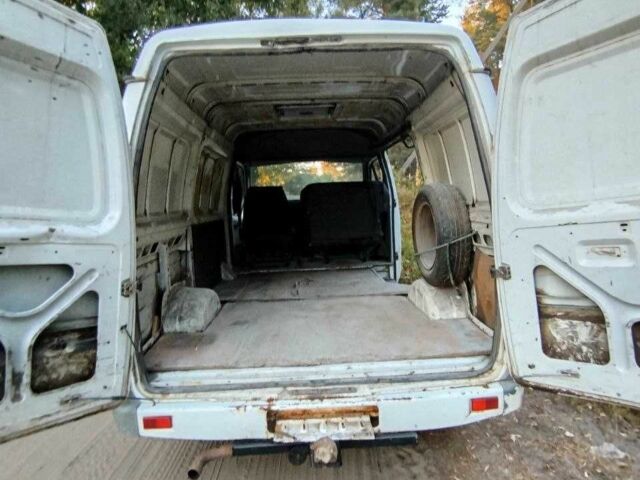 Білий ГАЗ 2217 Соболь, об'ємом двигуна 2.3 л та пробігом 1000 тис. км за 2100 $, фото 1 на Automoto.ua